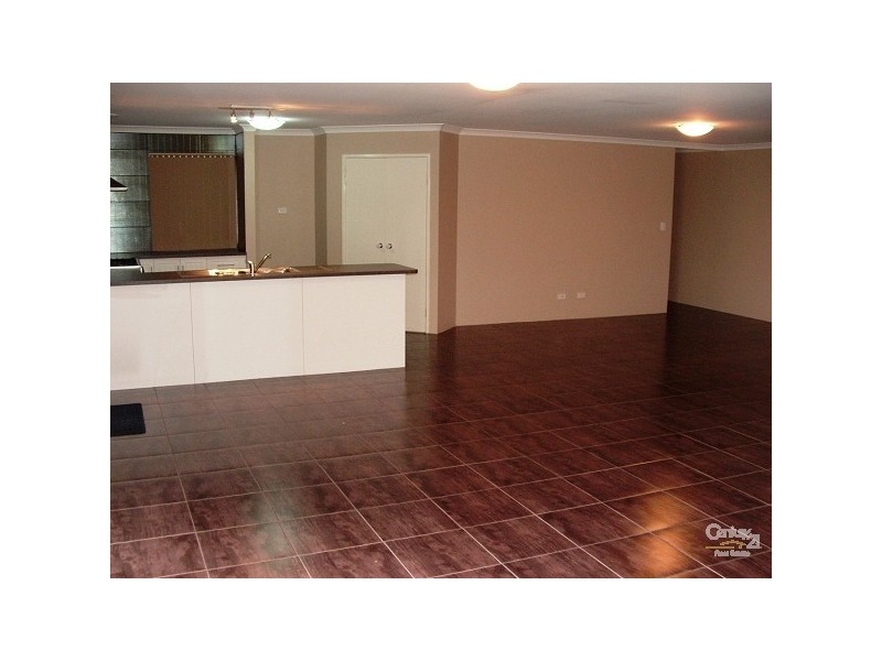 1 Kukerin Way, Dawesville WA 6211