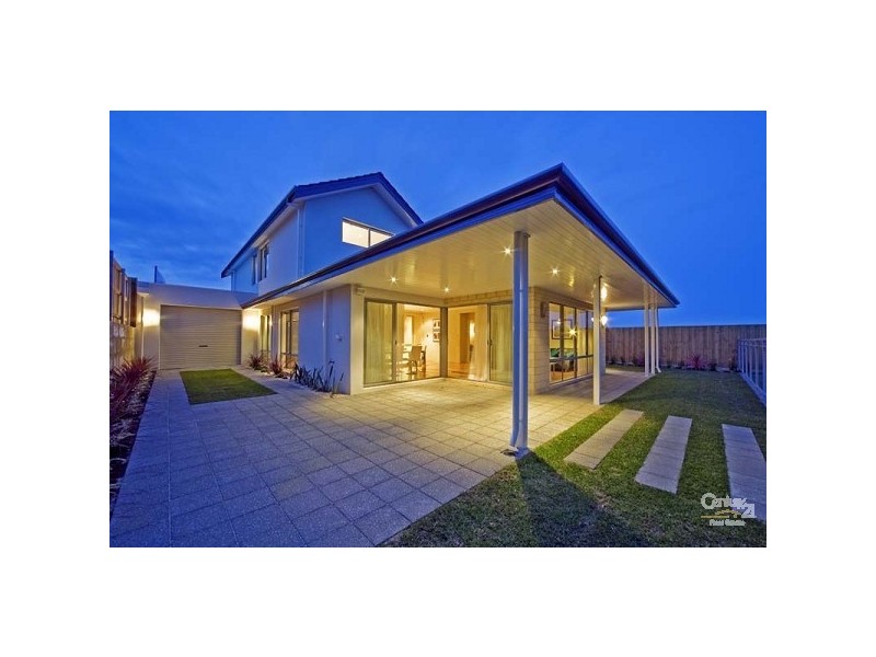 5 Acerosa Boulevard, Halls Head WA 6210