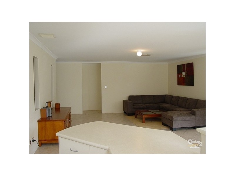 13 Brackenridge Rmbl, Meadow Springs WA 6210