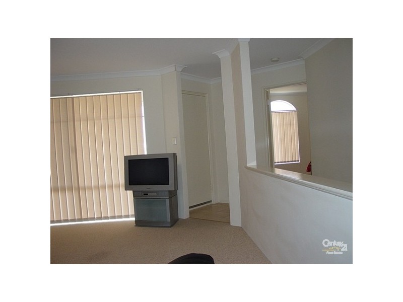 13 Brackenridge Rmbl, Meadow Springs WA 6210