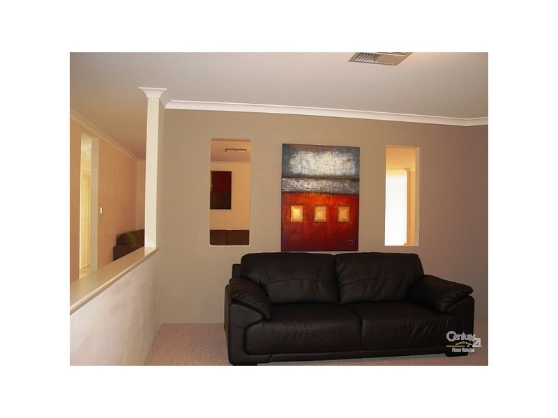 13 Brackenridge Rmbl, Meadow Springs WA 6210