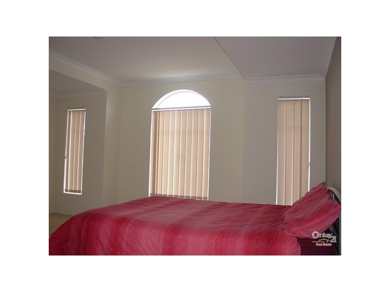 13 Brackenridge Rmbl, Meadow Springs WA 6210