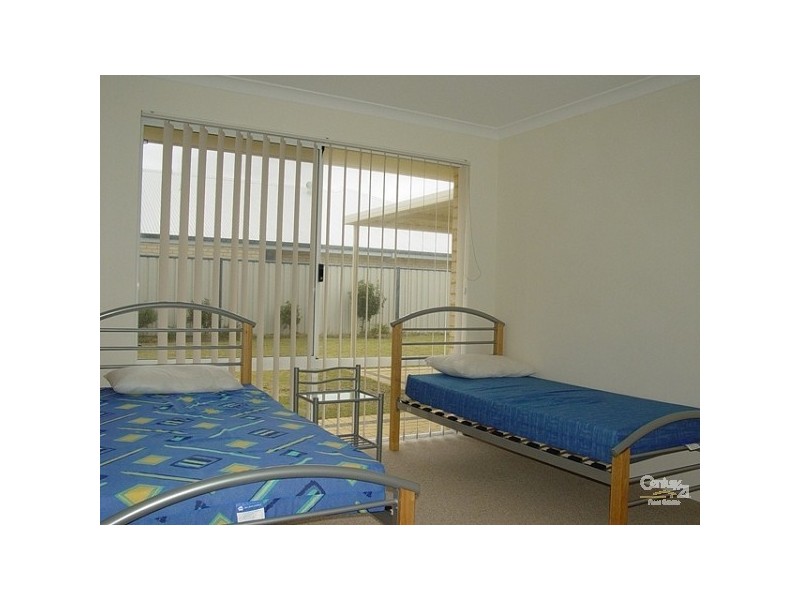 13 Brackenridge Rmbl, Meadow Springs WA 6210