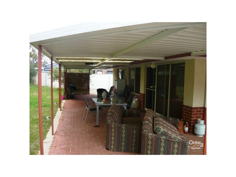 10 Signet Court, Wannanup WA 6210