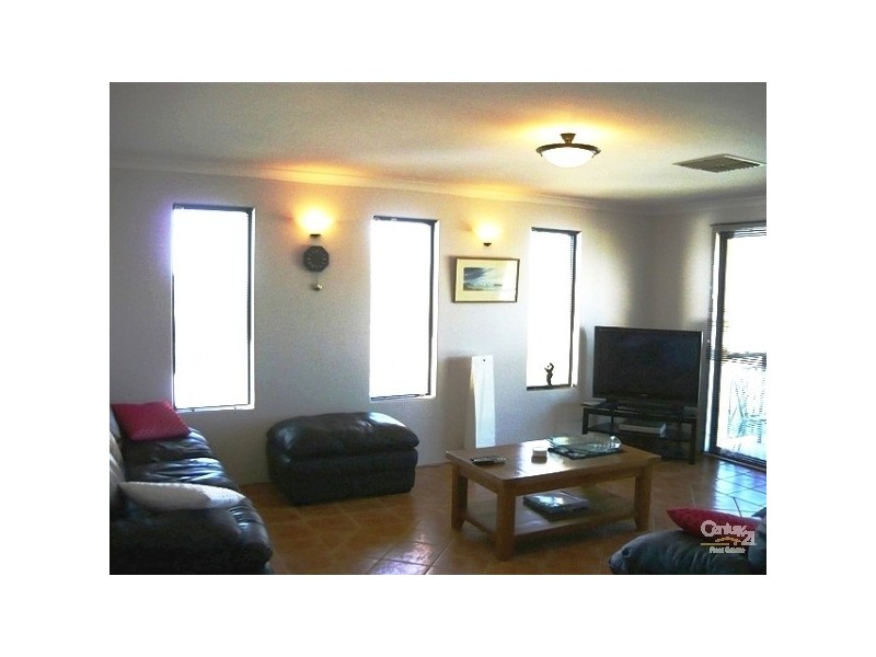28 Verona Crescent, Falcon WA 6210