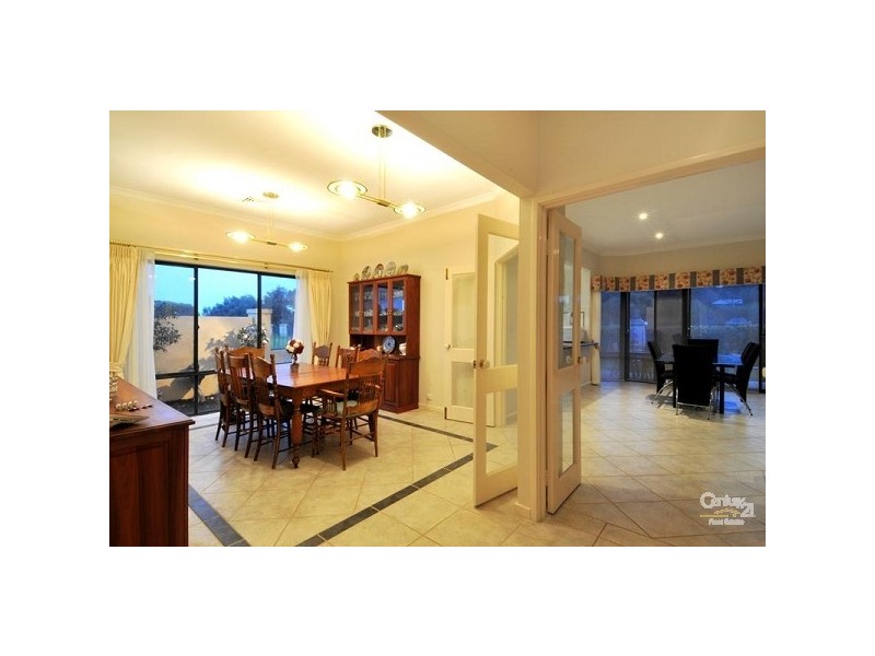 17 Conservation Loop, Erskine WA 6210