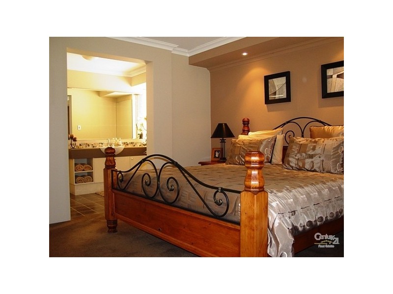 12 Campion Way, Lakelands WA 6210