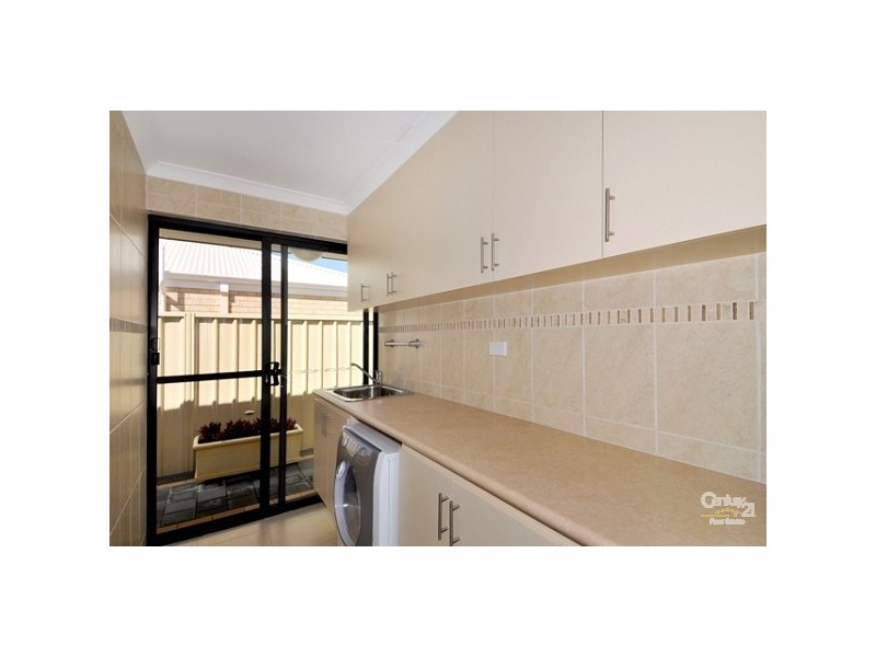 14 Kambalda, Dawesville WA 6211