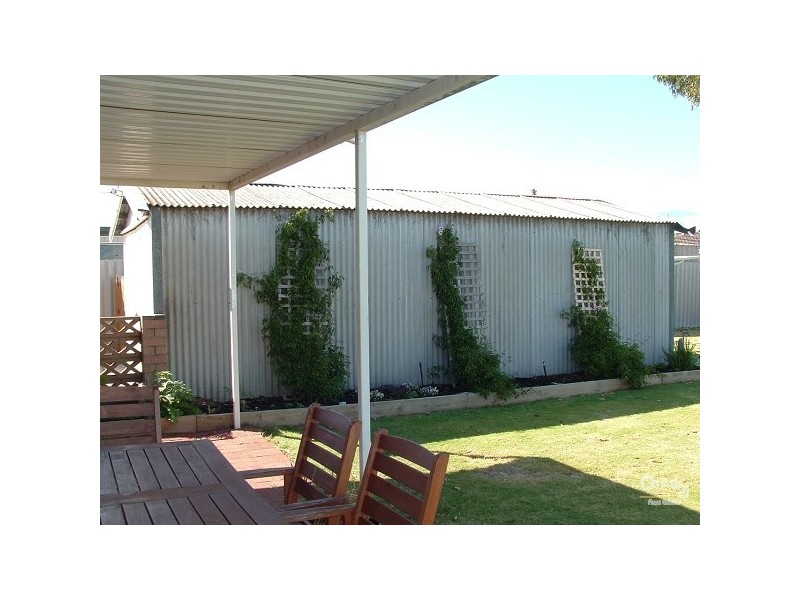 37 Gillark Street, Dudley Park WA 6210
