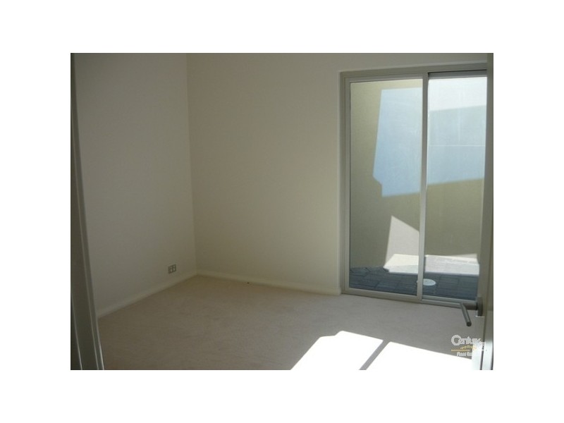 21a Oversby Street, Halls Head WA 6210