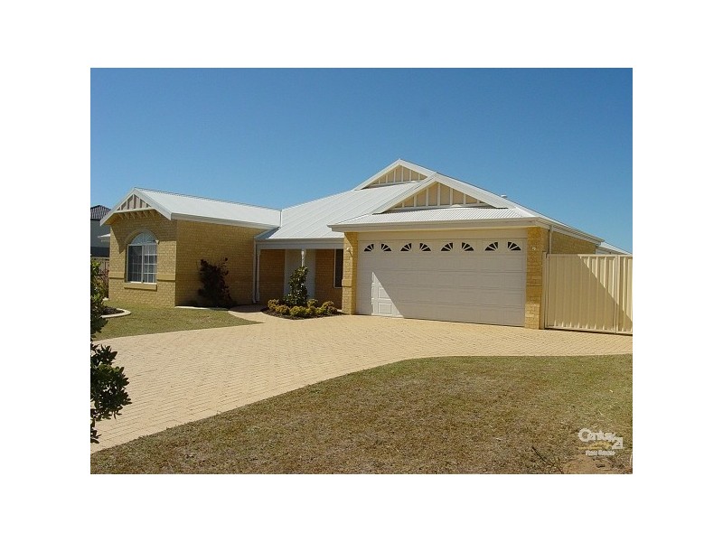 11 Lord Hobart Drive, Madora Bay WA 6210