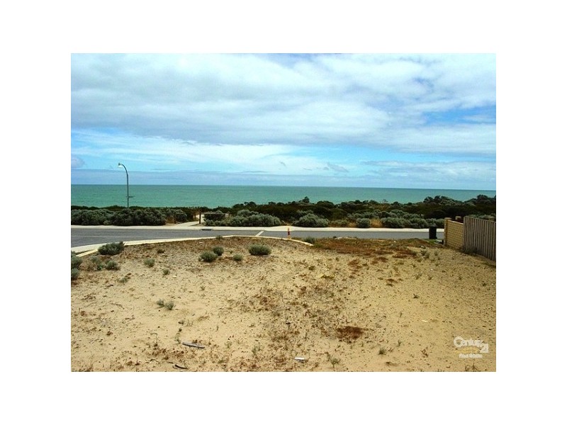 112 Boardwalk Blvd, Halls Head WA 6210