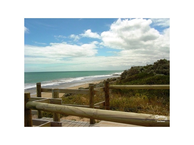 112 Boardwalk Blvd, Halls Head WA 6210