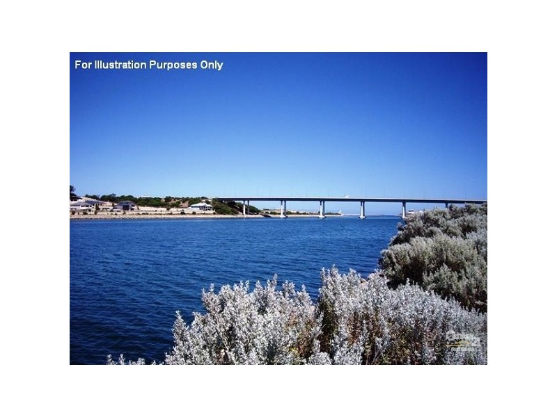 14 Queen Pde, Wannanup WA 6210