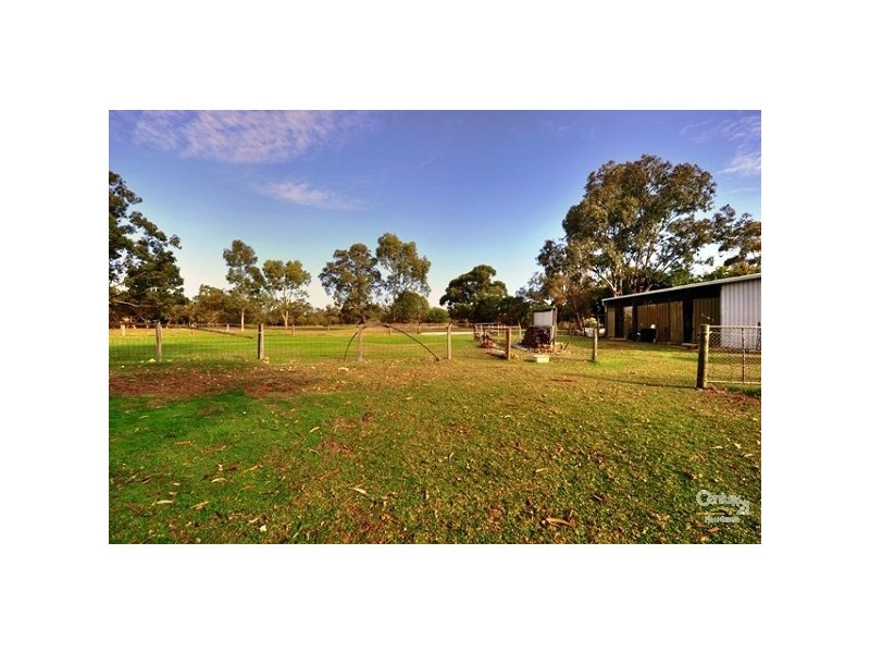 902 Pinjarra Road, North Yunderup WA 6208