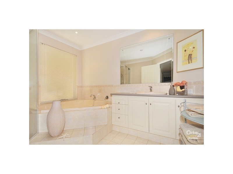 37 Aztec Island Retreat, Halls Head WA 6210