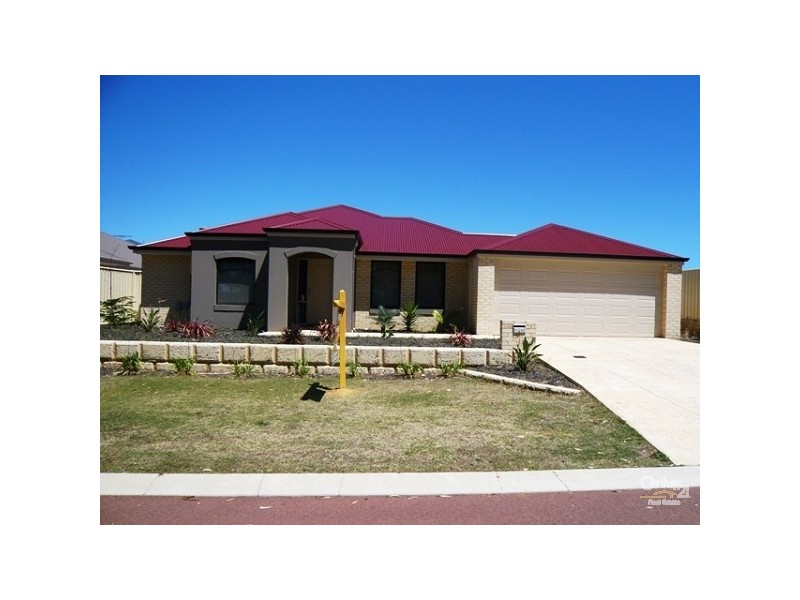 13 Malata Ridge, Lakelands WA 6180