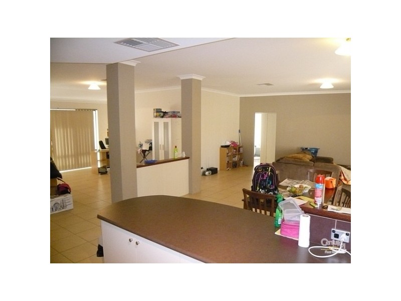 13 Malata Ridge, Lakelands WA 6180