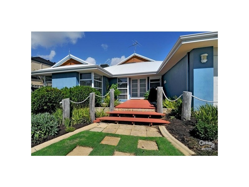 15 Chantilly Circuit, Meadow Springs WA 6210
