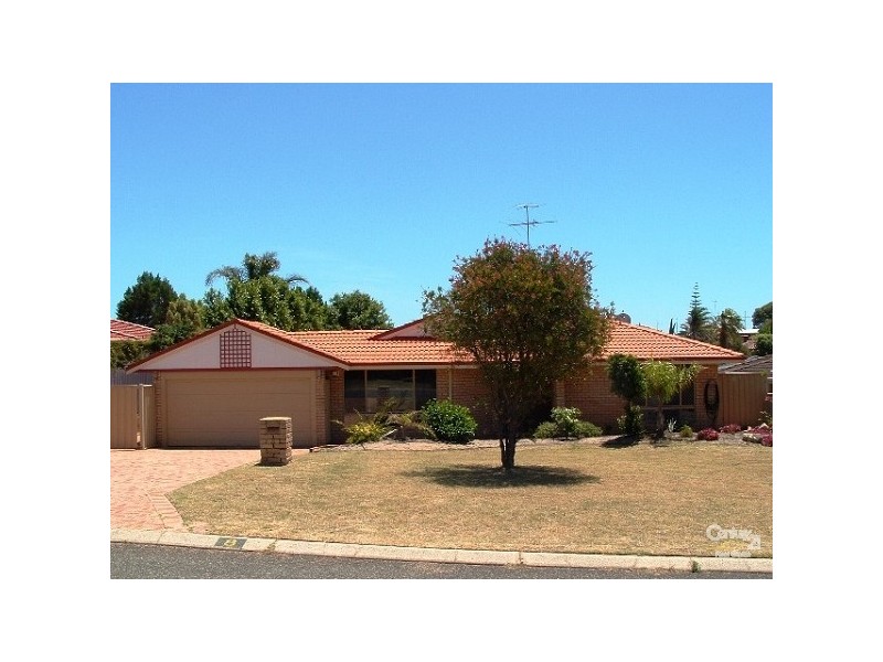 8 Portmarnock Circle, Halls Head WA 6210