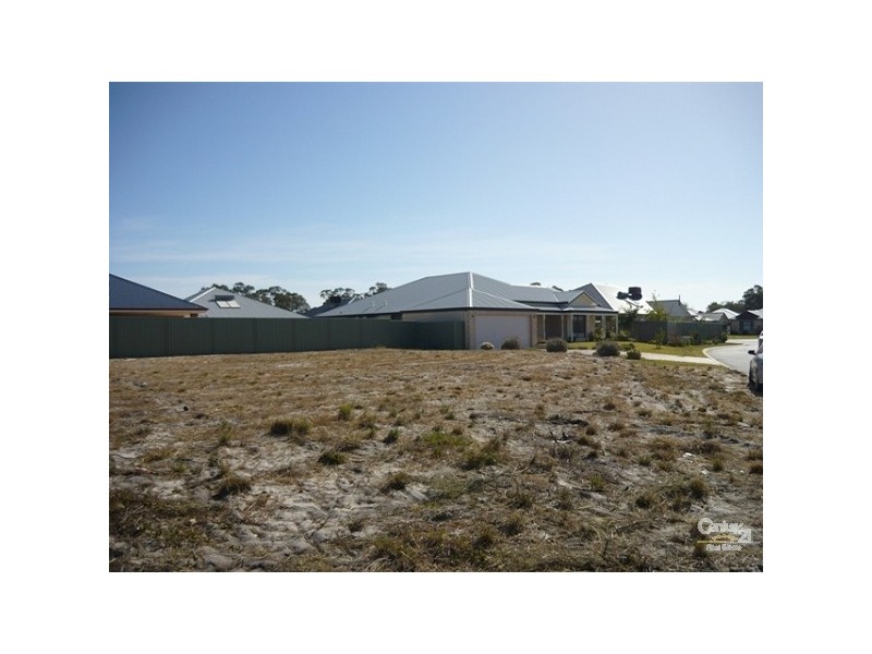 8 Woodstock Turn, Ravenswood WA 6208