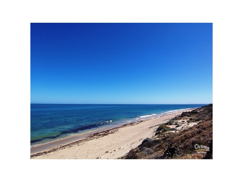 13 Magnolia Rise, Halls Head WA 6210