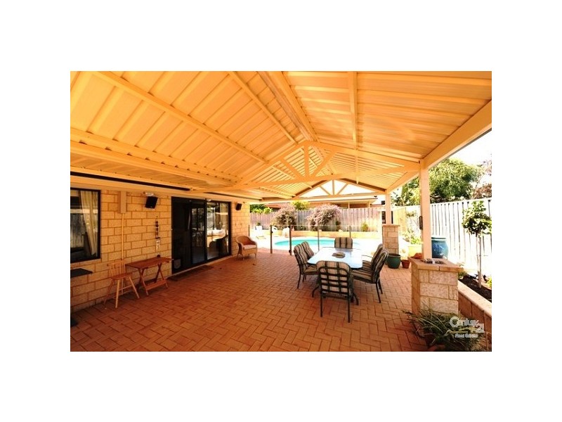 12 Castaway Cove, Halls Head WA 6210