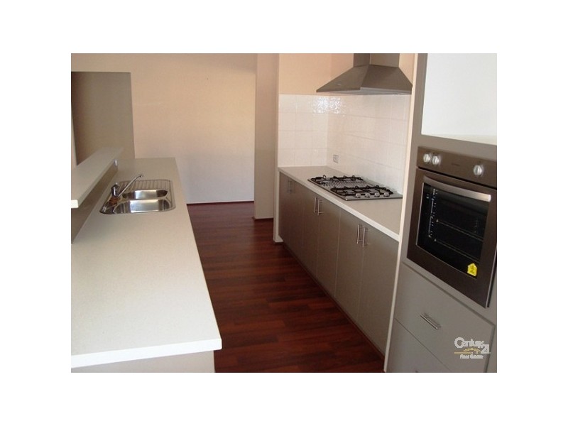5 Scarab Court, Halls Head WA 6210