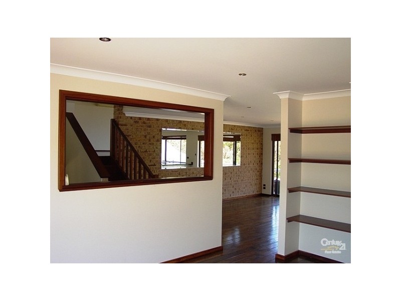 45 Oaklands Avenue, Halls Head WA 6210