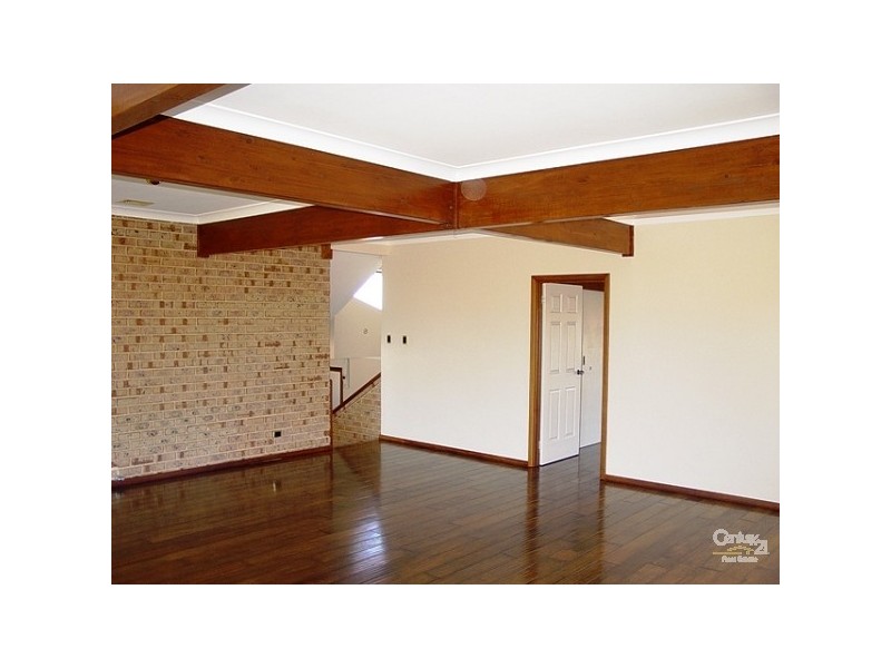 45 Oaklands Avenue, Halls Head WA 6210