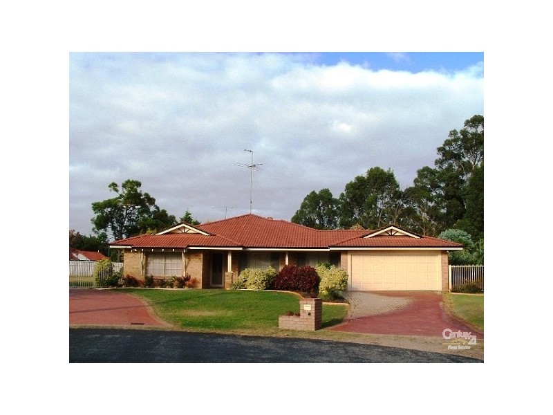 10 Hotspur Way, Greenfields WA 6210