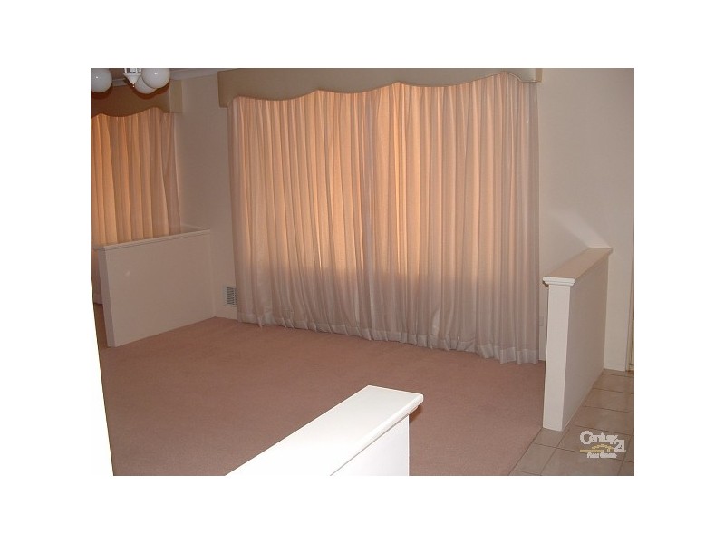 10 Hotspur Way, Greenfields WA 6210