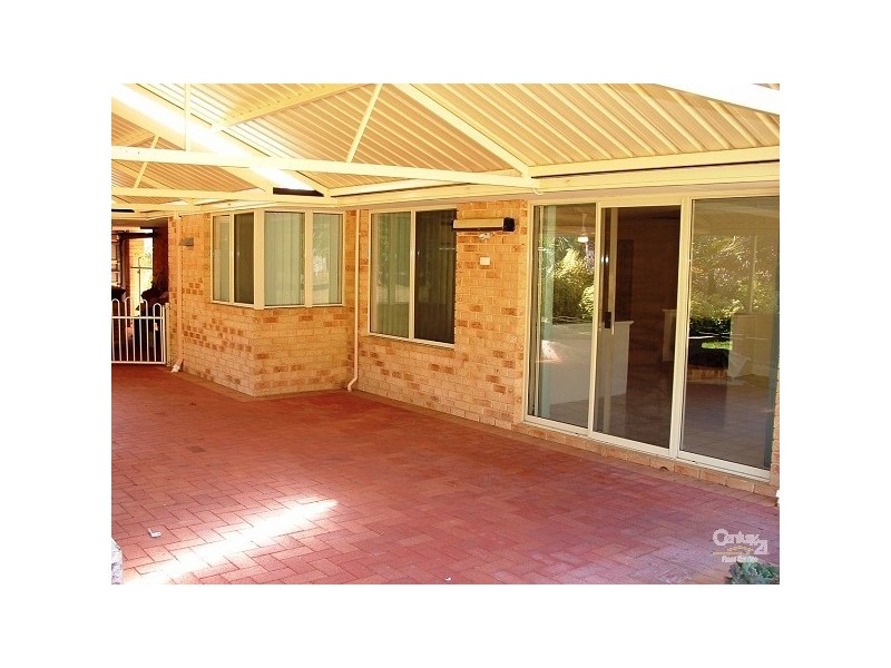 10 Hotspur Way, Greenfields WA 6210