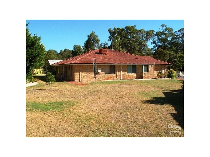 10 Hotspur Way, Greenfields WA 6210