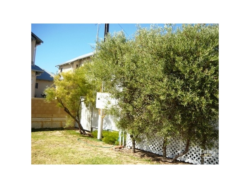 Unit 1, 6 Stewart Street, Mandurah WA 6210