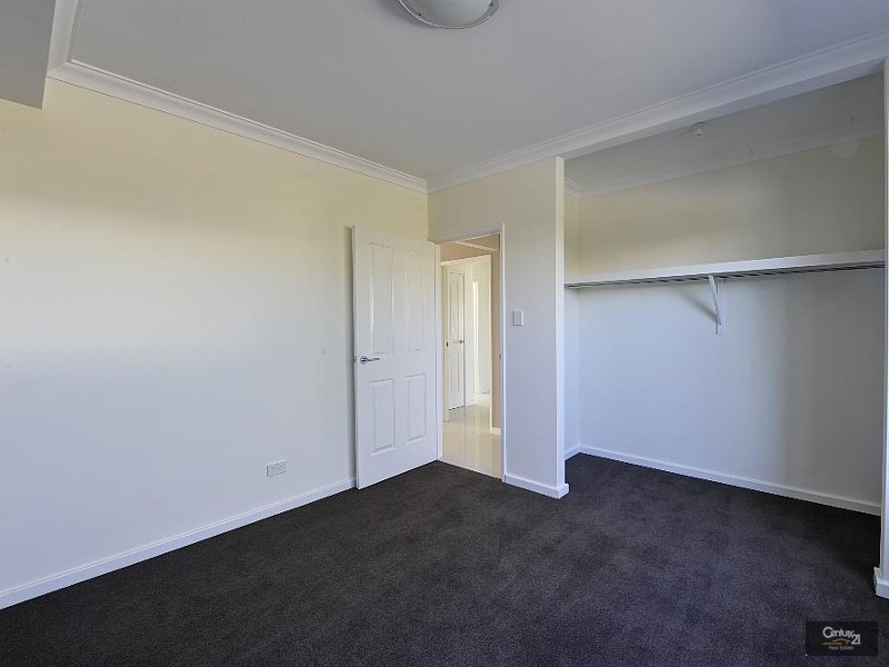 41 Tasman Loop, Dudley Park WA 6210