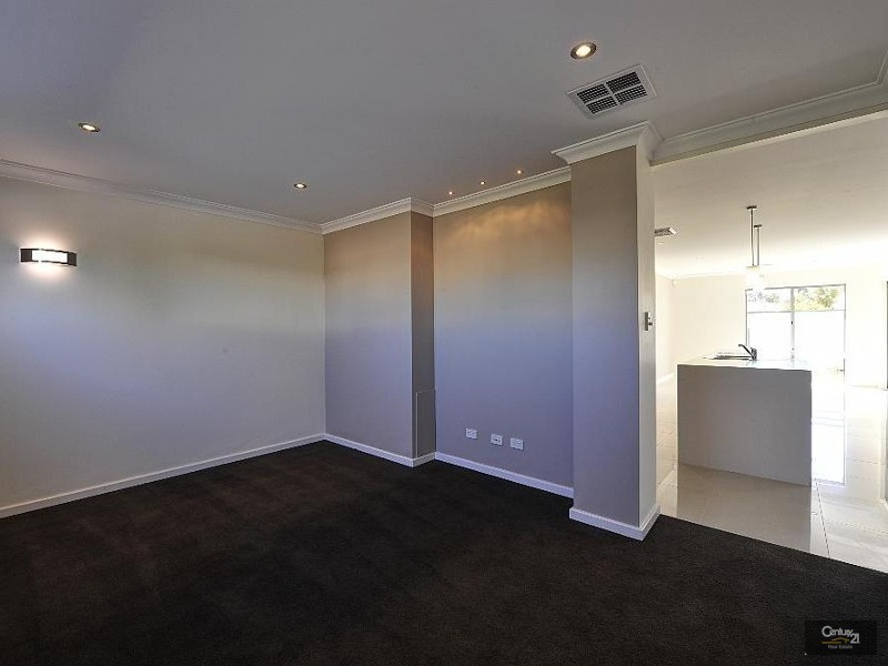 41 Tasman Loop, Dudley Park WA 6210