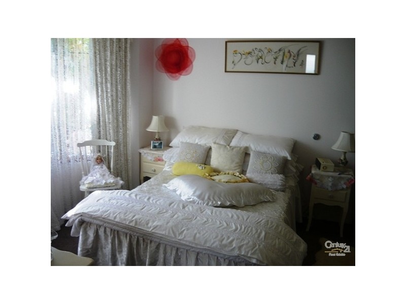 28 Glencoe Parade, Halls Head WA 6210