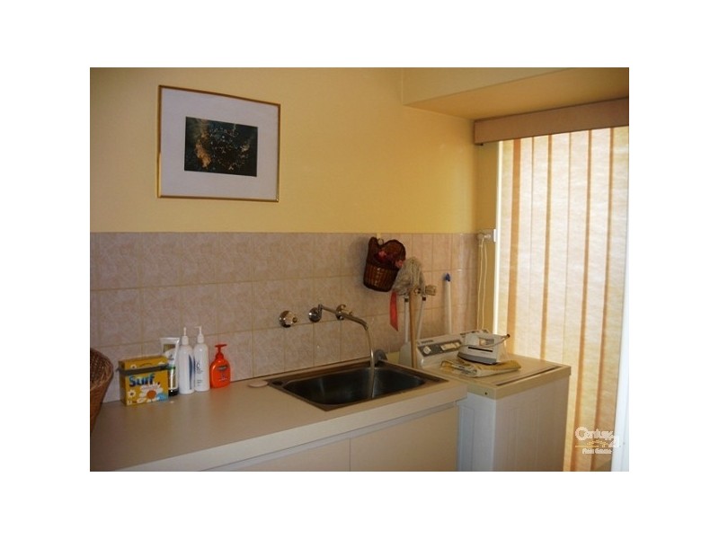 28 Glencoe Parade, Halls Head WA 6210