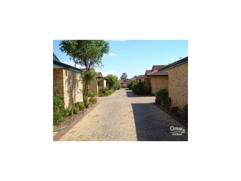 10/78-80 Oakmont Avenue MEADOW SPRINGS, Mandurah WA 6210