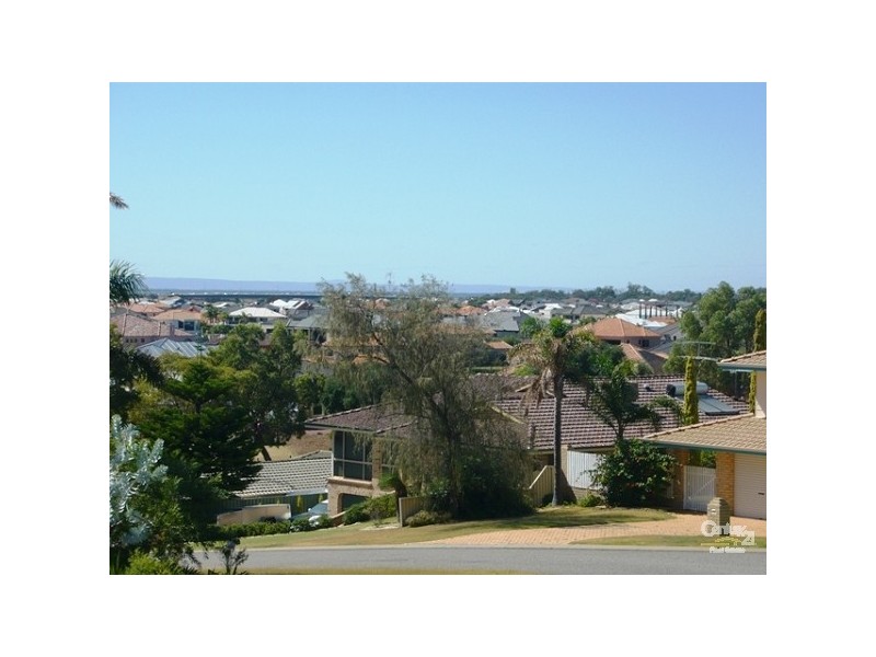 18 Carina Circle, Halls Head WA 6210