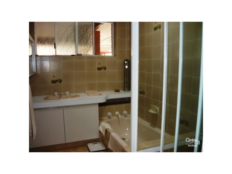 18 Carina Circle, Halls Head WA 6210
