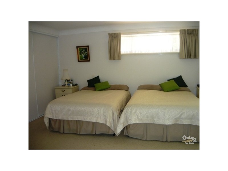18 Carina Circle, Halls Head WA 6210