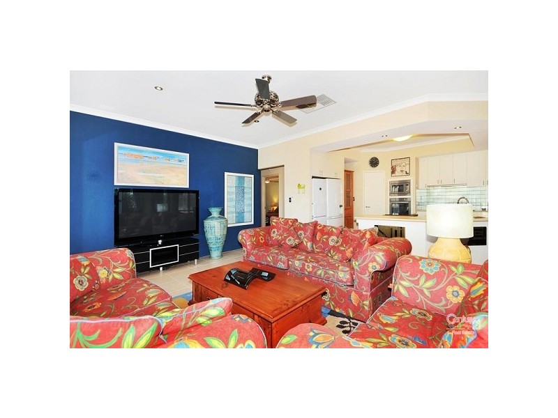 5 Dalona Parkway, Lakelands WA 6180