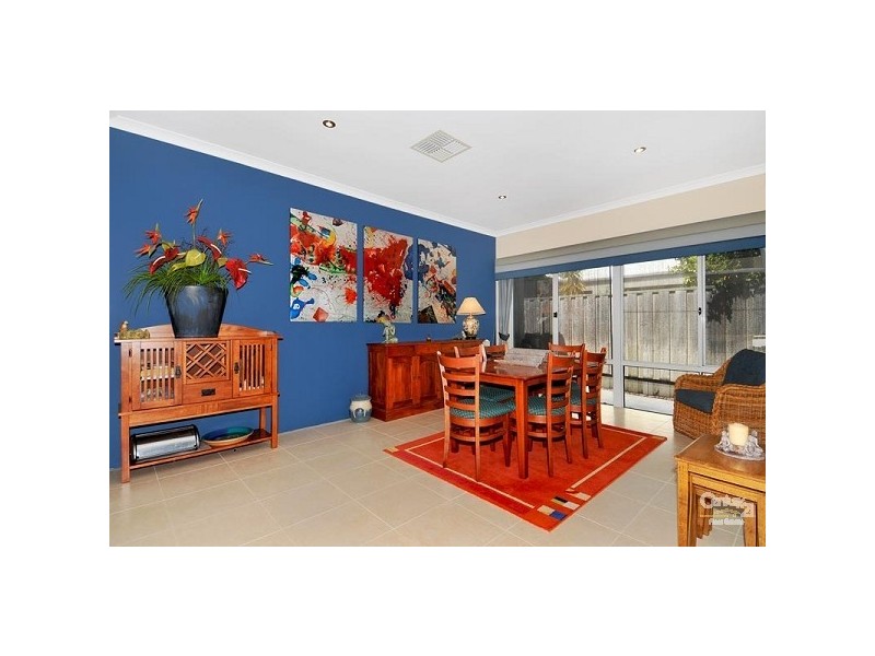 5 Dalona Parkway, Lakelands WA 6180