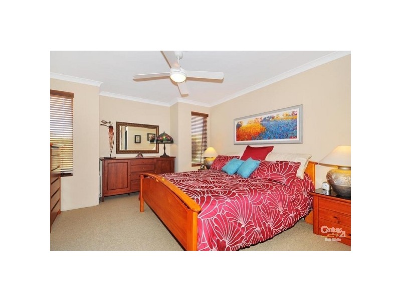 5 Dalona Parkway, Lakelands WA 6180