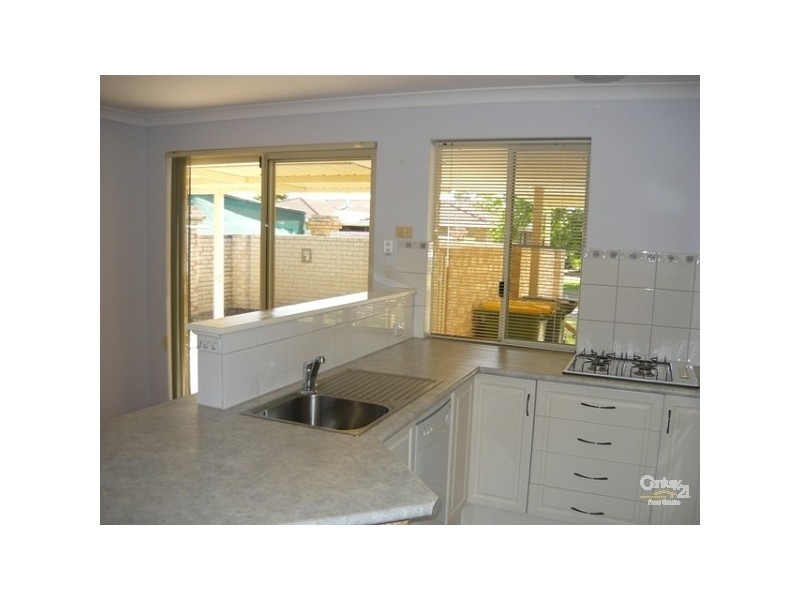 8A Chepstow Drive, Mandurah WA 6210