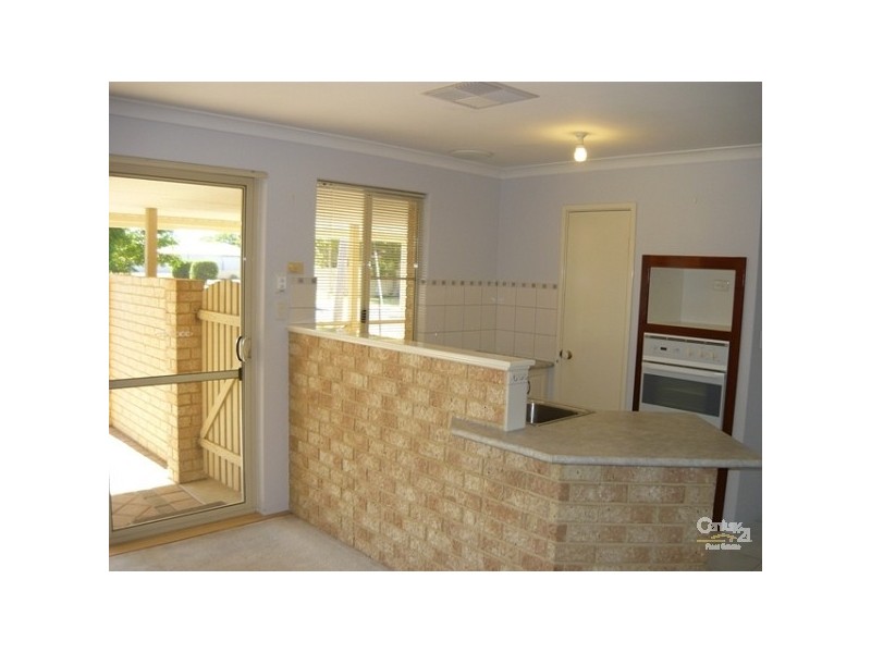 8A Chepstow Drive, Mandurah WA 6210