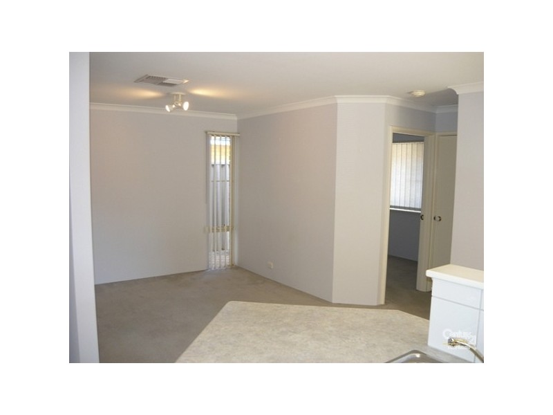 8A Chepstow Drive, Mandurah WA 6210