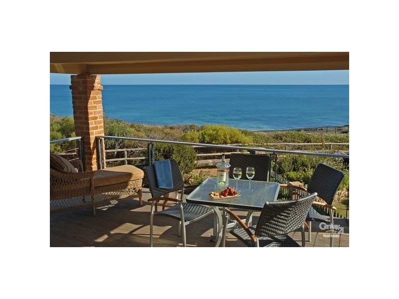 3 Coral Court, Halls Head WA 6210